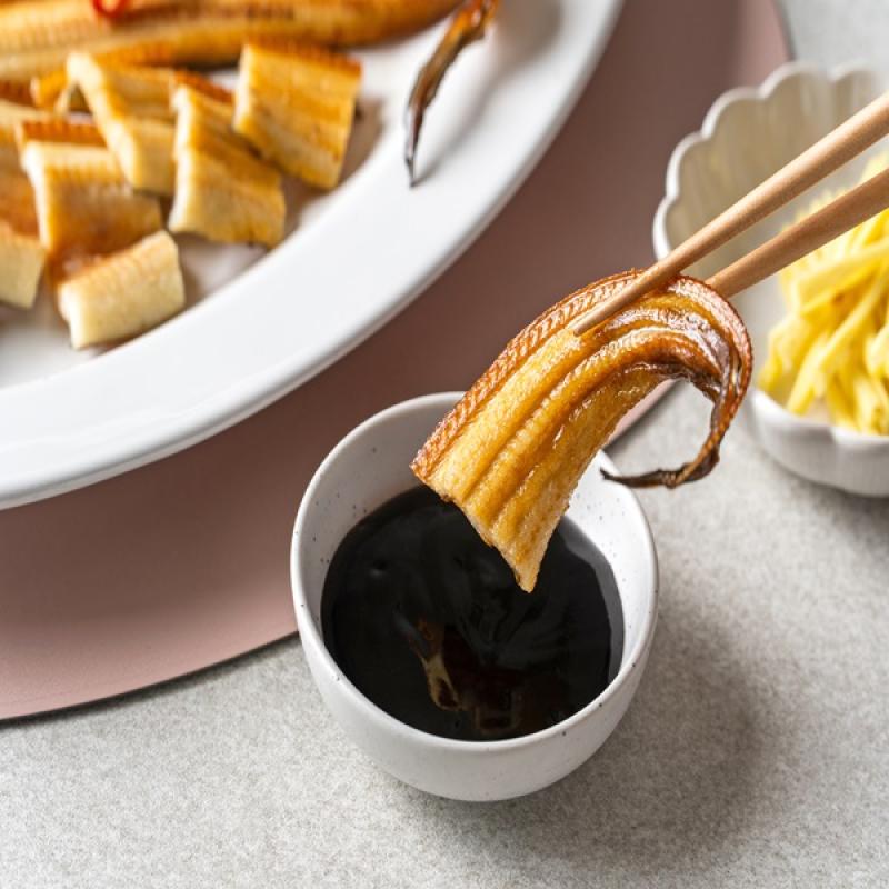 반건조 손질 바다장어 1팩(건조후 2-3미/소스증정)